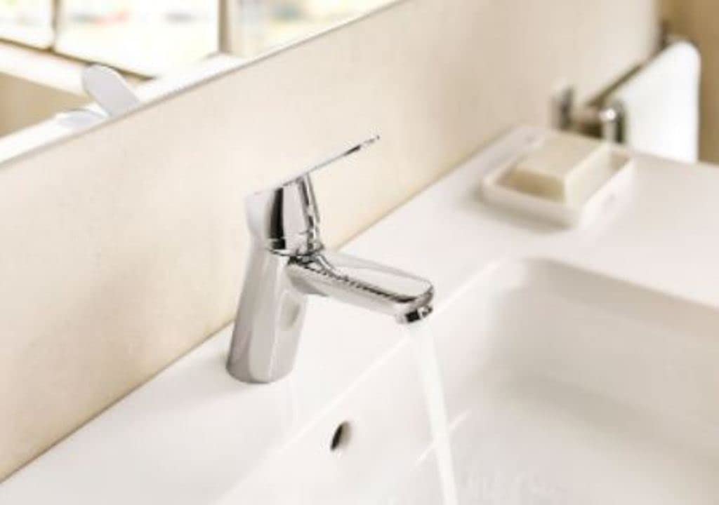 Roca Alfa - A5A3L25C00 - Grifo lavabo cuerpo liso, Cold Start, Cromado